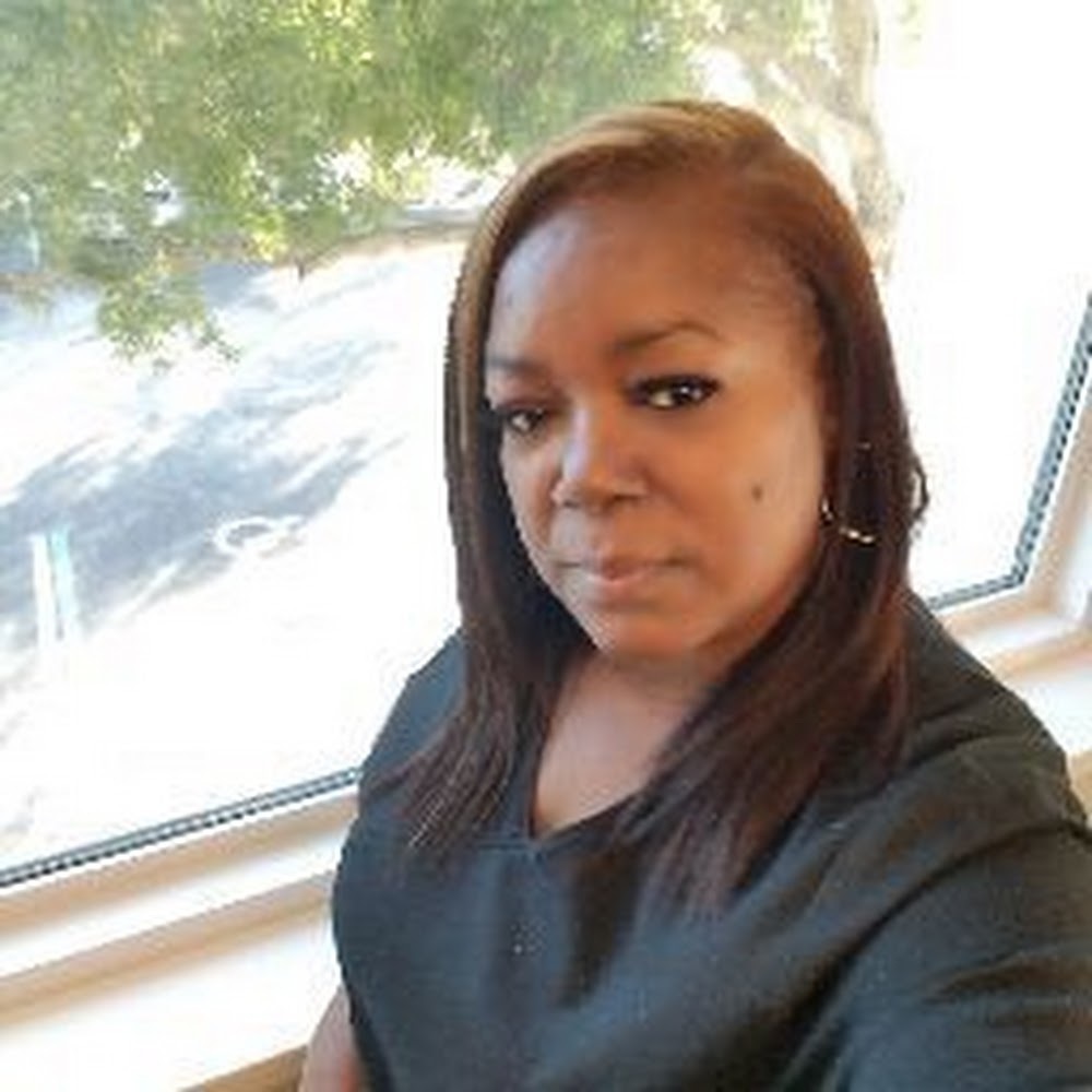 Meet your Posher, Loria